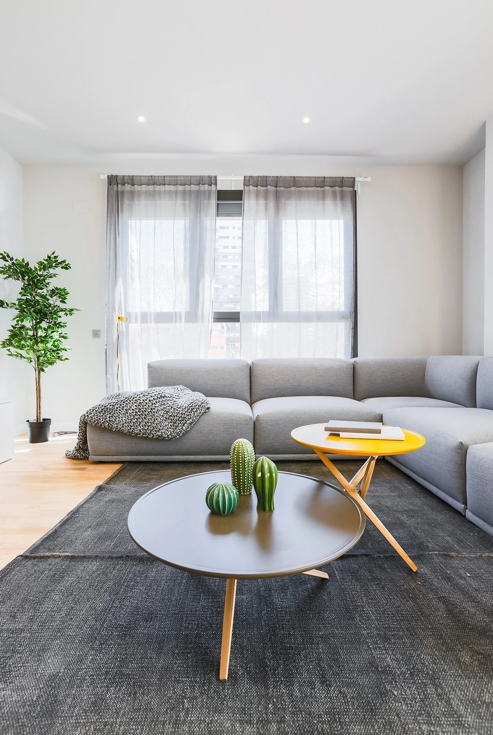 Fotografías de arquitectura y interiorismo para la constructora La Llave de Oro. Piso en Sants, Barcelona