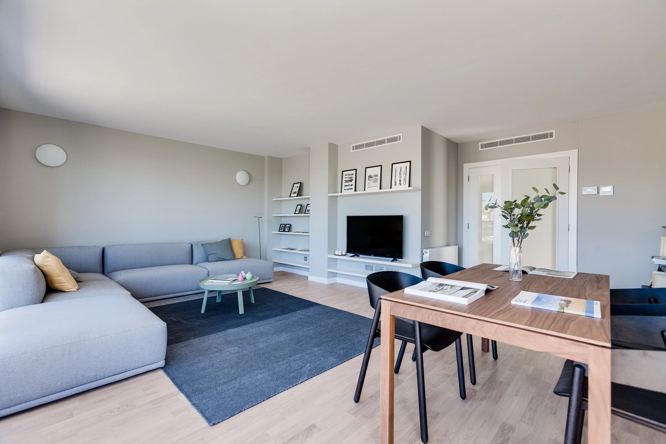 Fotografías de arquitectura y interiorismo para la constructora La Llave de Oro. Casa en la costa brava.