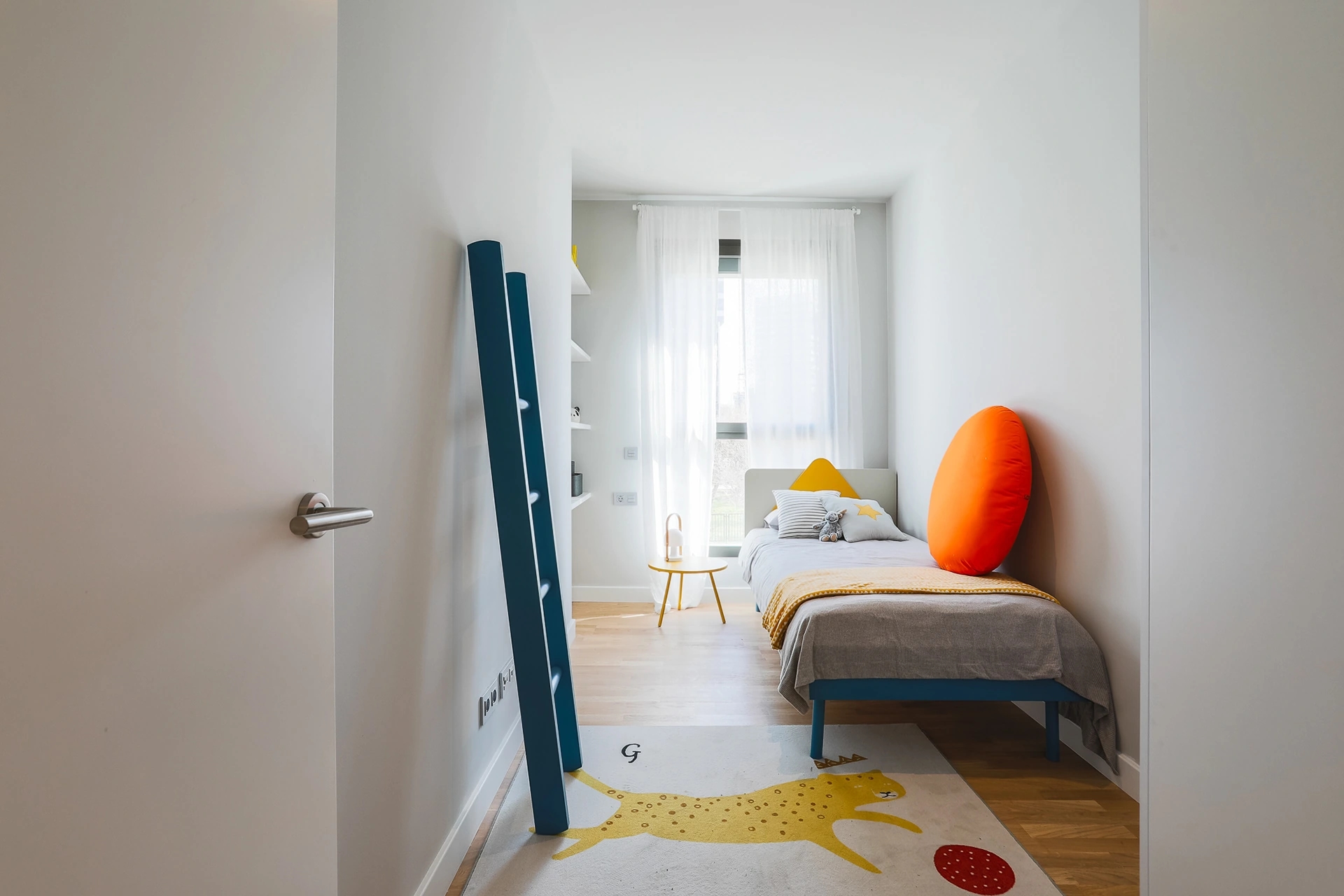 Fotografías de arquitectura y interiorismo para la constructora La Llave de Oro. Piso en Sants, Barcelona