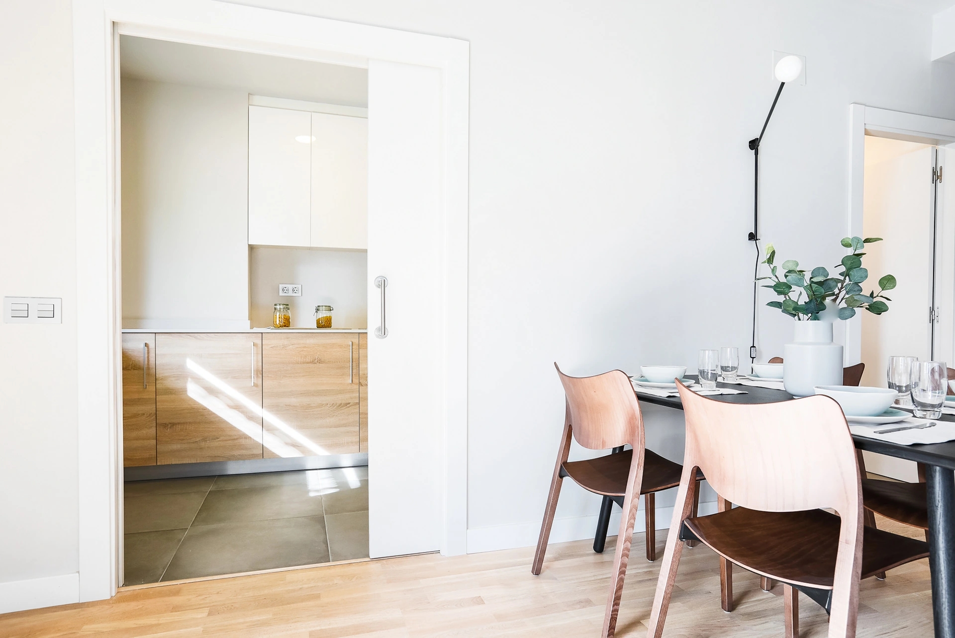 Fotografías de arquitectura y interiorismo para la constructora La Llave de Oro. Piso en Sants, Barcelona